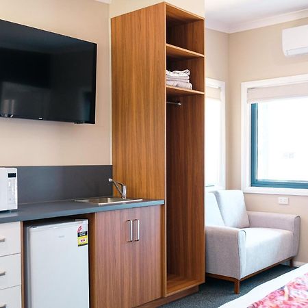 Holbrook Motel Bagian luar foto